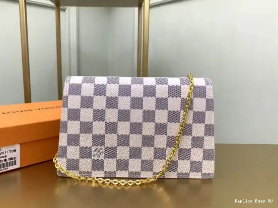 Cheap WALLET CHAIN LOUIS CROISETTE VUITTON 0519